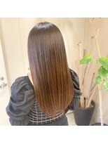 ブリス(VLISS) サラ艶ストレートヘア