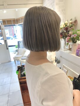 ネオリーブカフ 鶴ヶ峰店(Neolive caff) ハイトーンカラー！シナモンベージュ