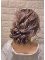 ジャムスタイリングハウス(JAM STYLING HOUSE) ☆ルーズニュアンスシニヨン☆