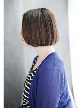 シュシュット(chouchoute) 吉祥寺3分/透明感セクションカラー外ハネボブペールベージュ/018