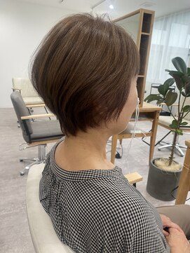 シロ(shiro.) 大人ショート