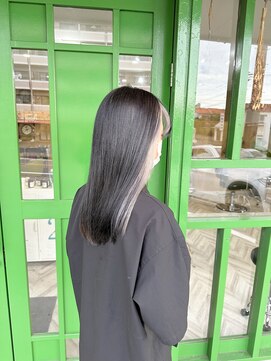 ネバーランド(NEVERLAND) ブラック×ホワイトのフェイスフレーミングカラー