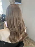 ベージュカラー