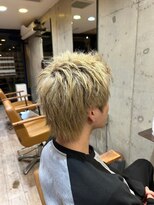 ヘアーアンドメイク ファット(Hair&Make PHAT)&nbsp;ハイトーンホワイトゴールドレイヤードカット毛流れフレッシュ感