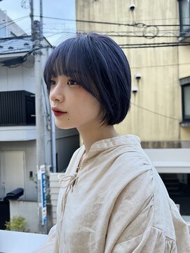 コイ(coii) 髪質改善ストレートで作るブルーショート【coii】