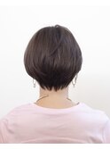 ハンサムショート/ショートボブ/前下がり/センターパート/豊橋