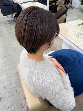 エトレ(etore) 透明感ダークブラウン/ショート