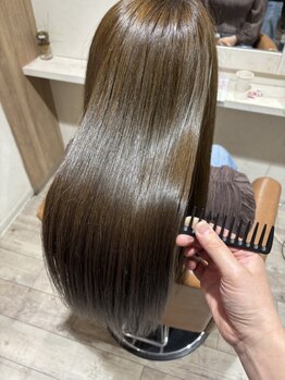 リノ(un Lino)の写真/「髪にドラマを」導入サロン！くせや広がりが気になる方も、毛先まで潤う、さらさらな艶髪へ。