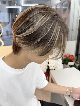 ラ キング(LA KING) MEN’S HAIR/サーフカール/刈り上げセンターパート/栄/久屋大通