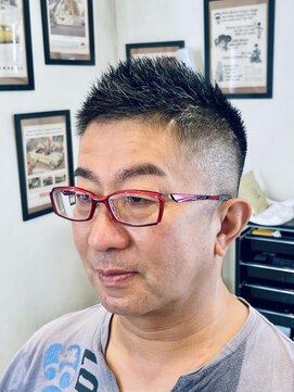グレイスフルバーバーロンドン 大宮店(Graceful Barber London) 【50代 男性】ロンドン刈り上げショート（大宮/バーバー）