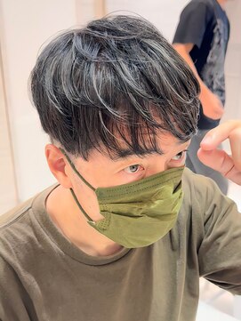 バース 梅田中崎町店(BIRTH) 50代40代白髪ぼかしシルバーメッシュバレイヤージュ