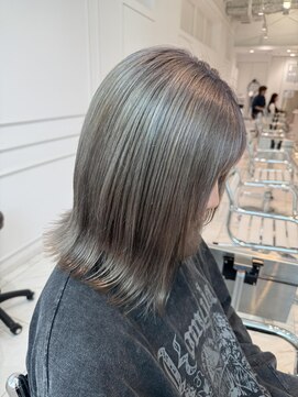 ヘアーアンドメイク ニューヨークニューヨーク 姫路店(Hair&Make NYNY) シルバーグレー