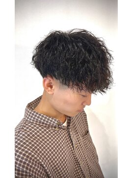 サロン(SALON) 10.20.30代オススメ【縦落ちツイスパ】
