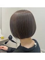 エレノア 立川北口(Eleanor) ミニボブ アッシュベージュ