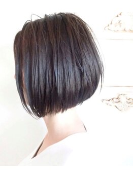 スタティックヘアー(Static Hair)の写真/ご自宅でもサロンでのスタイルを再現できる様しっかりとアドバイス★クセや骨格に合わせたカットで再現性◎