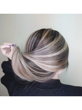 ユートピア(U topia) 【町田U-topia】エアータッチバレイヤージュ