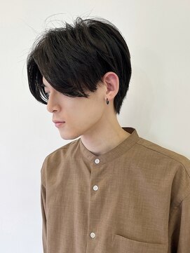 シスタ(SISTA) 【SiSTA】田中黒髪前下がりセンターパートツーブロック