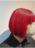 派手髪赤髪ボブ
