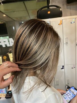 ラフ(LAFF) #バレイヤージュ#グレージュカラー#ボブウルフ#ココアベージュ