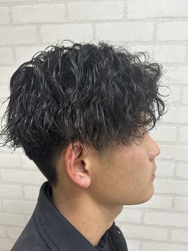 ヘアースタジオ シーオーイー(hair studio C-O-E) ショート×波パーマ