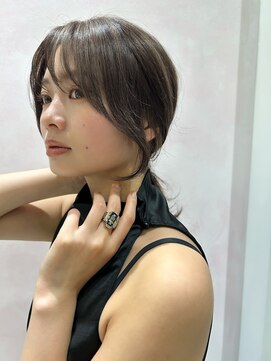 レア 中野(Le'a) 【Le'a】ミディアム　おくれ毛