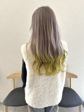 イロ(iro) 透明感ベージュ×デザインカラー