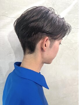 ビートス(BEAT S) 【BEAT S】前下がりセンターパート/カルマパーマ/伏見/矢場町/栄