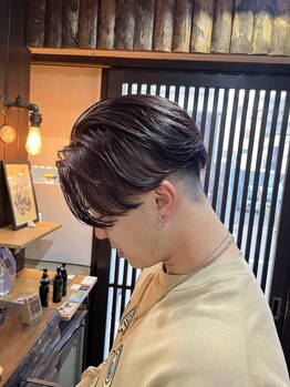 ヘアーズシンプー(hair's shinpuu)の写真/2025年も流行間違いなしの《フェザーパーマ》再現性高くお手入れ簡単かつオシャレに仕上がります◎