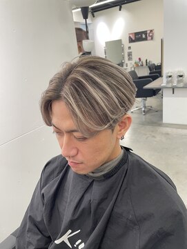 キング 高槻(K!ng) 縮毛矯正髪質改善ハイライトレイヤーカット高槻美容室エクステ