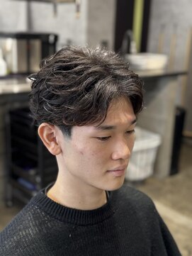 ヴェルゴ 沖浜店(vellgo) フェザーパーマ