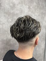 スピン 本八幡(SPIN)&nbsp;MEN’S HAIR/サーフカール/刈り上げセンターパート/本八幡