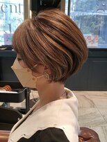 ヨシトモ(YOSHITOMO) お白髪ぼかしハイライト
