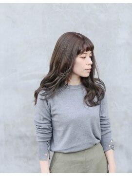 ホワイトルーム(White Room) 今の季節に♪ヌーディーアッシュベージュ♪