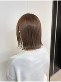 ブリーチ無しWカラー×ミルクティー×外ハネボブ【渡辺】梅田