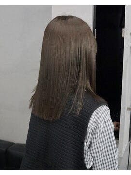 ネイヴィル 銀座(navile) 酸性ストレートとこっくりブラウン