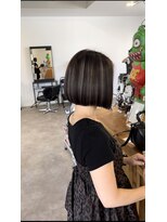 ナンバー(number+)&nbsp;20代30代大人可愛い小顔ボブ前下がりショートハイライト