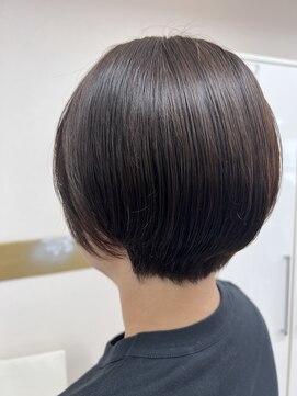 サロンドニケ まとまりショート