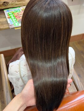 ル コワン ククー(Le coin coucou) 酸性ストレート