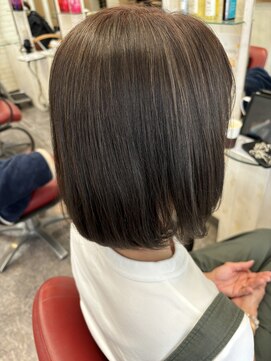 ロマンヤカタ ファース(ROMAN YAKATA fars) 白髪ぼかしグレージュカラー@田島(2024/10)