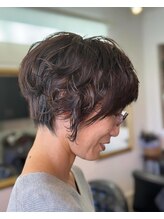 グラマラス(glamorous) ふんわりパーマ