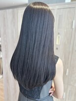 セイドット リー(Say. Ree)&nbsp;Say.ロングレイヤーホワイトグレージュミニウルフお団子ヘア