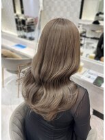 ジーナ 名駅(XENA.)&nbsp;《chii》ヘーゼルベージュ/ベージュ/透明感カラー/ケアブリーチ