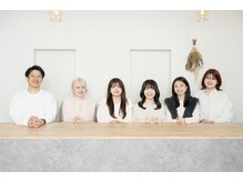 【STAFF写真♪1人1人得意技術を極めてます】#ブリーチ #学割U24