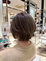 ウィル 都島店(WiLL)&nbsp;上品なのにどこか惹きつける★20代30代40代グレーショート（12）