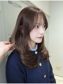 透けるブラウンベージュカラーレイヤーカット