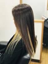 ヘアーメイクエアーセントラーレ(HAIR MAKE air Zentrale)&nbsp;チラ見せ インナーカラー