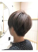 コロンとしたフォルムのマッシュショート