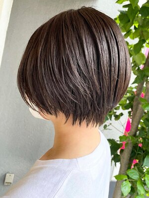 トレンドを抑えたショートヘアで、新しい自分を発見◇大胆チェンジで周りから目を惹くような魅力を！