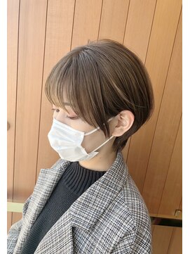 シャメル(Chamel) 【前髪あり】丸みショートトップボリューム◇ひし形20代30代40代