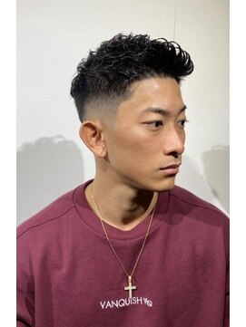 ドルクス 日本橋(Dorcus) 東京都中央区日本橋短髪ショート！メンズ美容室風